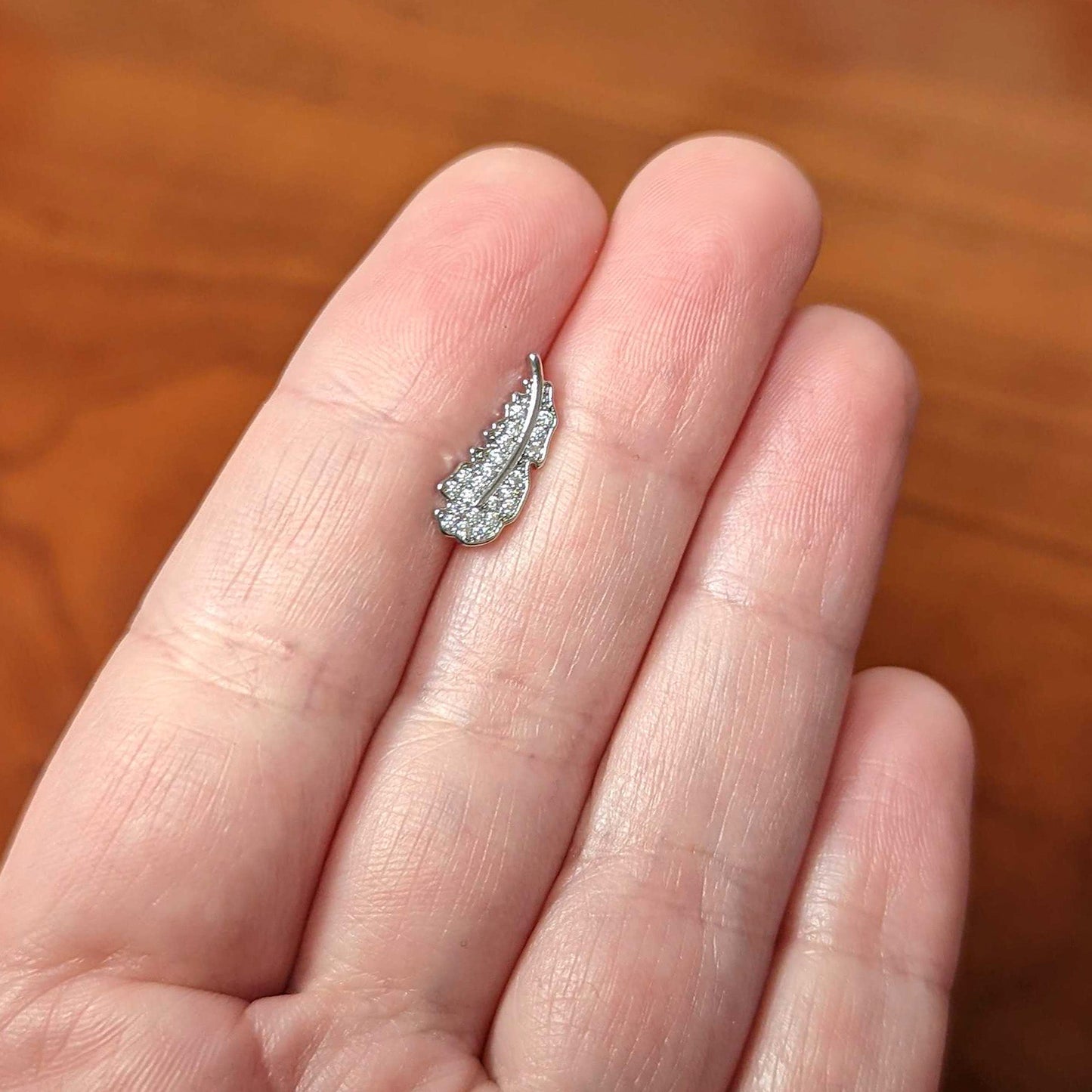 16G 5/16 Clear CZ Gem Feather Internally Threaded Labret Tragus