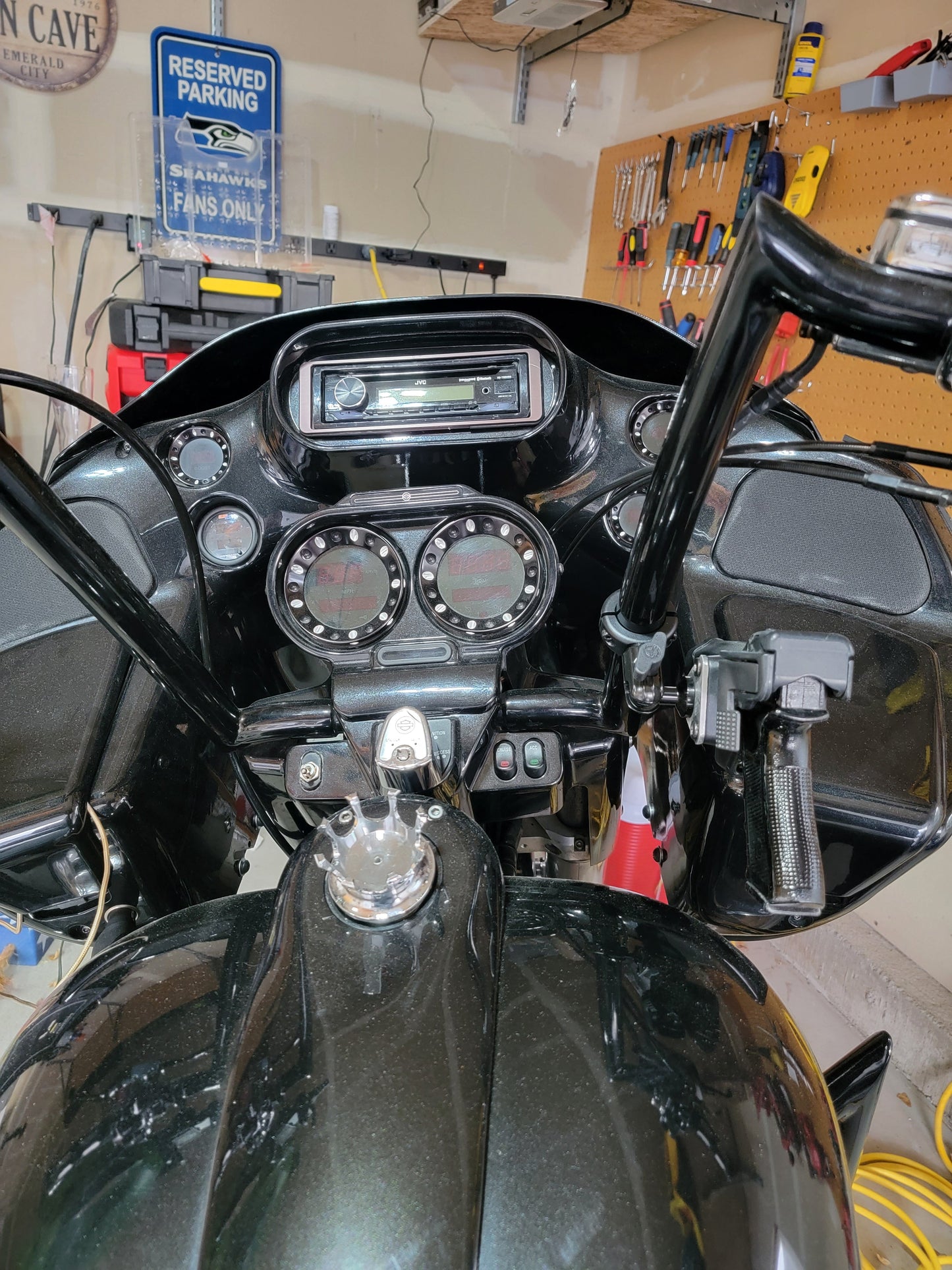 Universial bar holster Full Size Sidearm