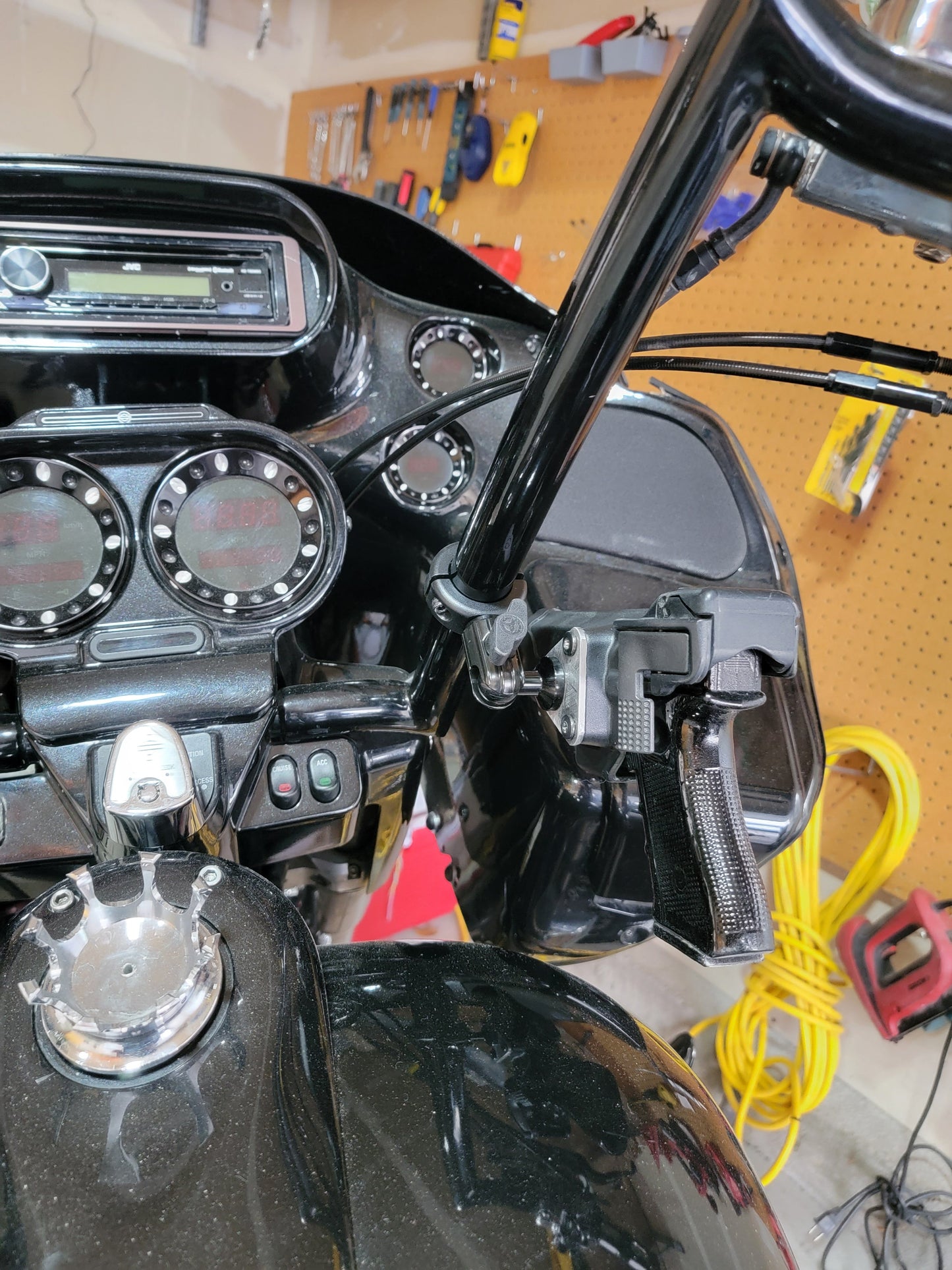 Universial bar holster Full Size Sidearm