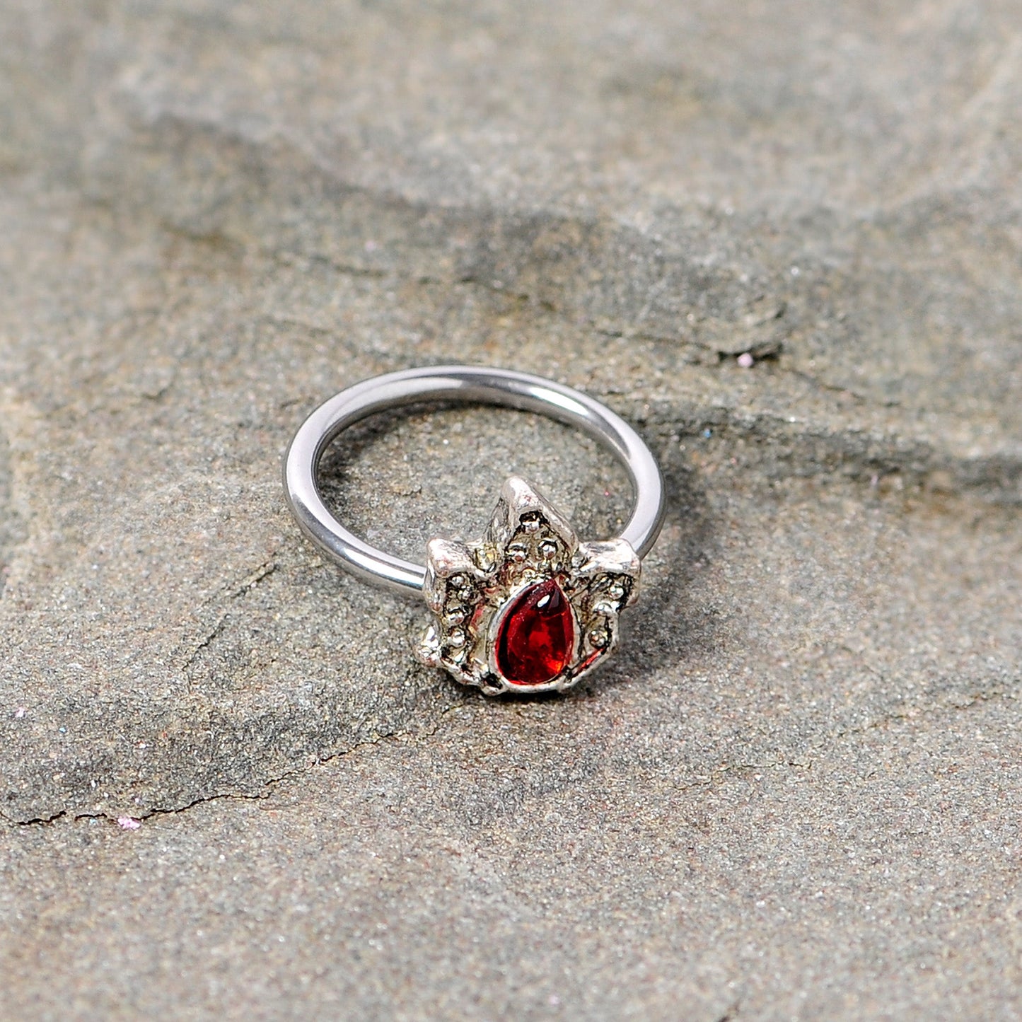 16G 3/8 Red Gem Holly Leaf Holiday BCR Captive Ring