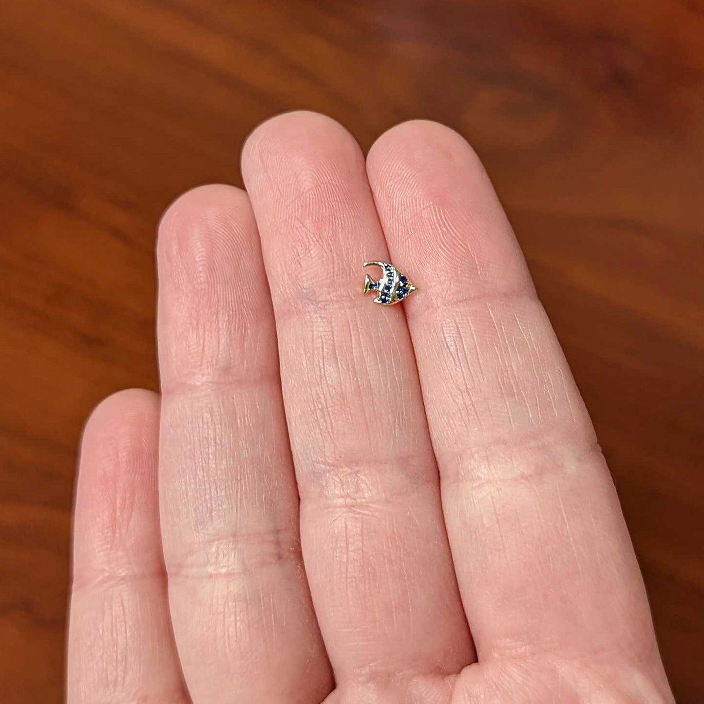 20G 1/4 Blue Gem Gold Tone Adorable Angelfish Nose Bone