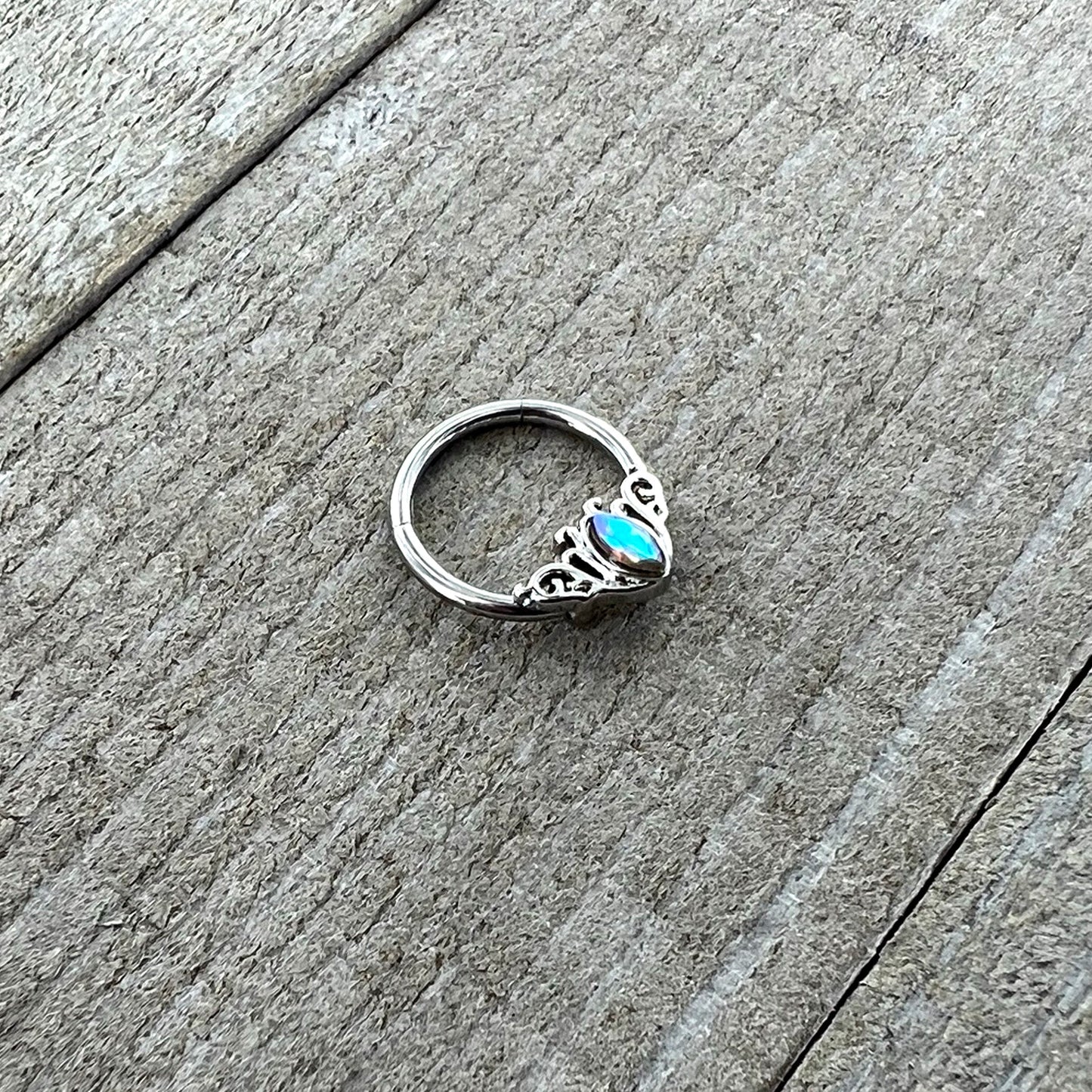 16G 3/8 Aurora Gem Deco Waves Hinged Segment Ring