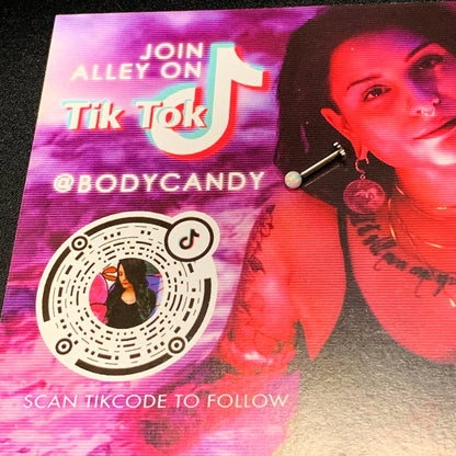 16G 5/16 White Synthetic Opal Titanium Threadless Flower Labret