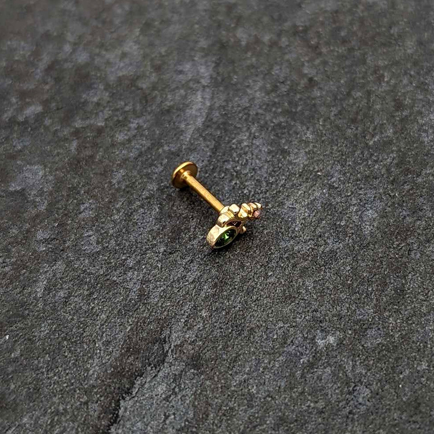 16G 5/16 Green Gem Gold Tone Shades of Spring Labret Monroe Tragus