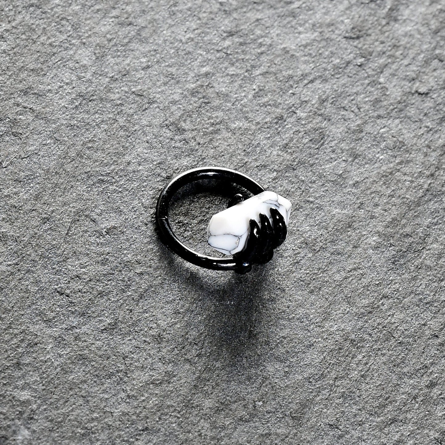 16G 3/8 White Howlite Black Claw Obelisk Hinged Segment Ring
