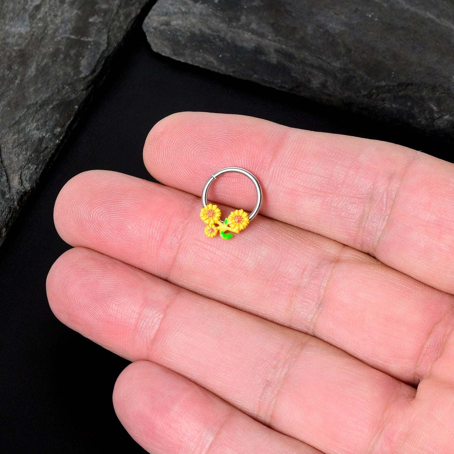 16G 3/8 Happy Yellow Sunflower Trio Hinged Segment Ring
