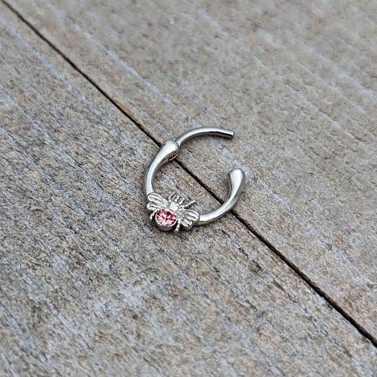 16G 5/16 Pink Gem Ultra Fly Cartilage Clicker