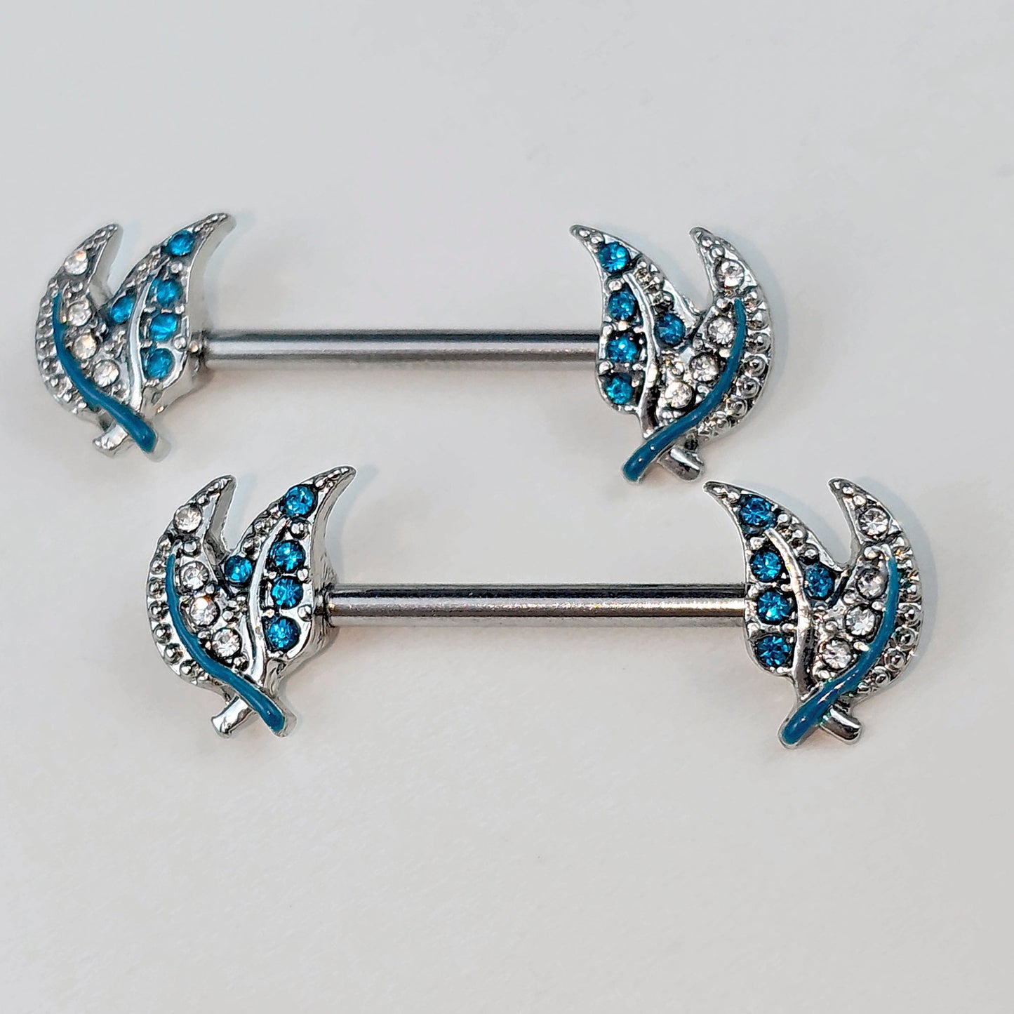 14G 9/16 Clear Blue Gem Lovely Leaves Barbell Nipple Ring Set