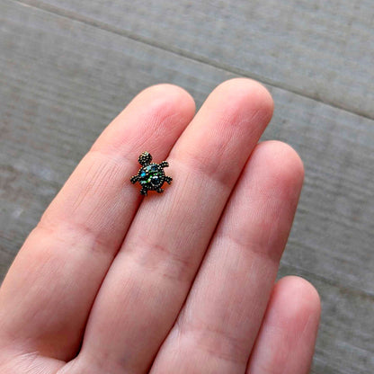 16G 1/4 Blue Gem Gold Hue Sweet Sea Turtle Cartilage Tragus Earring