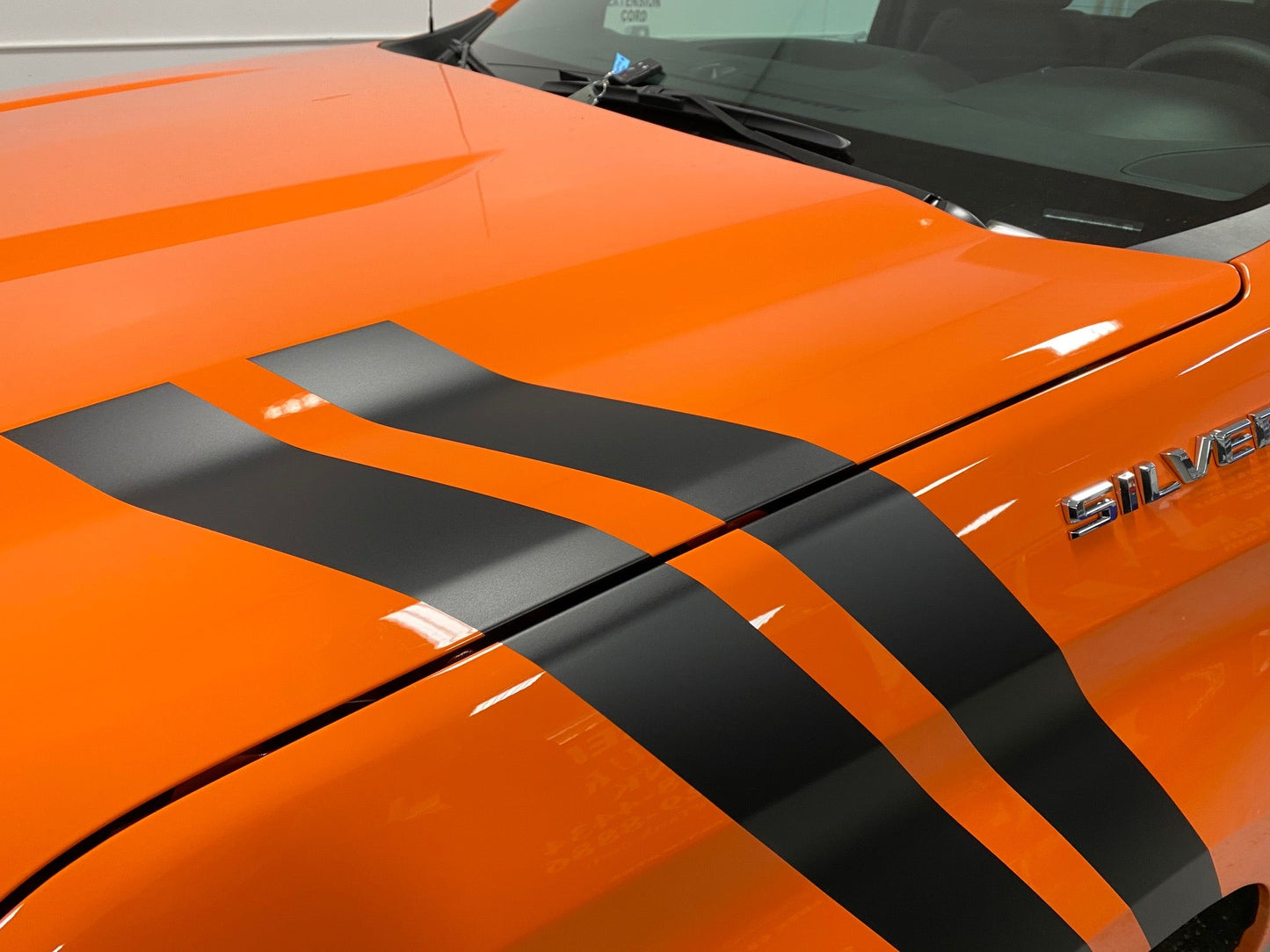 Fender Slash Decals for 2019-2024 Chevrolet Silverado (x2)