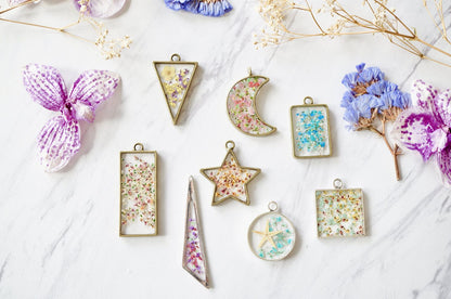 Real Pressed Flowers in Resin, Gold Dog Necklace in Blue and Pink